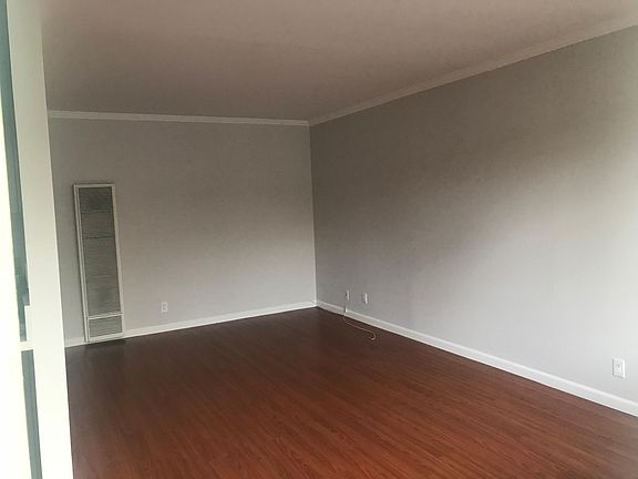 3rd image of 215 E Valencia Ave APT L