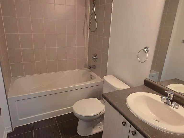 11 Applewood Ln #120 — Photo 10