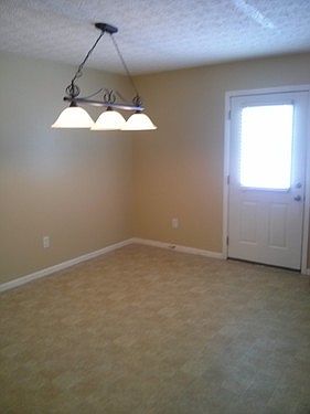 5th image of 8104 Royal Elm Dr
