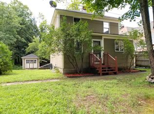 4 Pepinburke Ln, Springvale, ME 04083