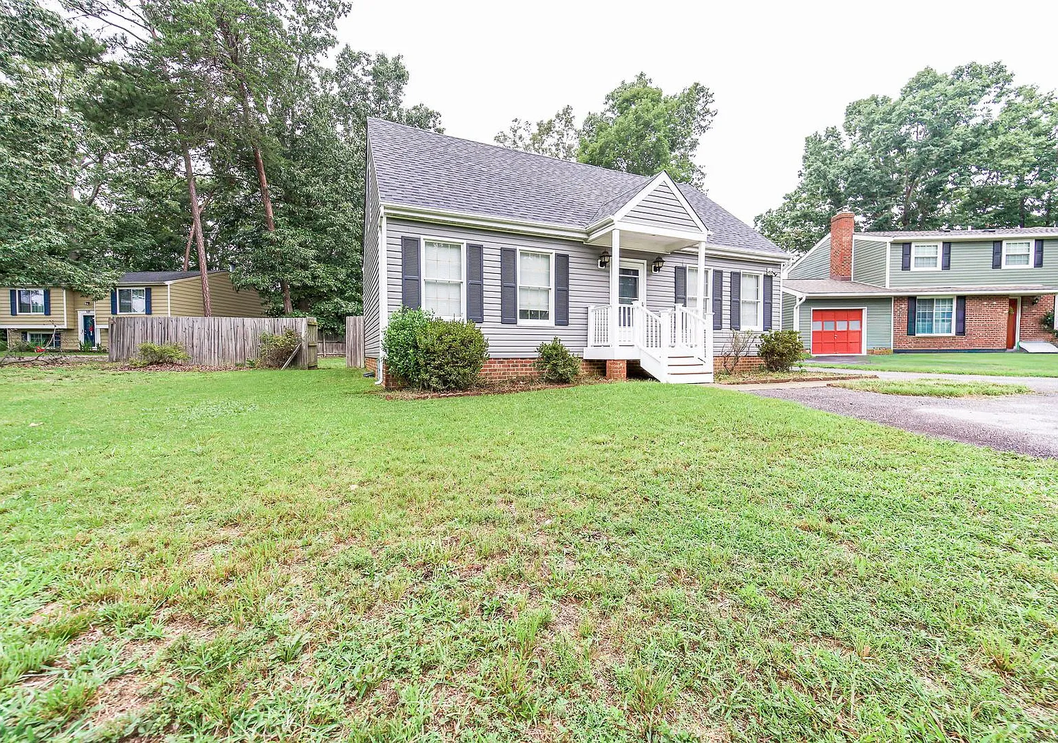 Charming 4BR/2BA Cape on a Large Corner Lot Minutes to Chesterfield Towne Center $2,395/mo! — Photo 3