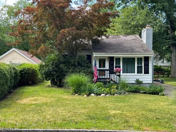 120 Orben Dr, Mount Arlington Boro, NJ 07850