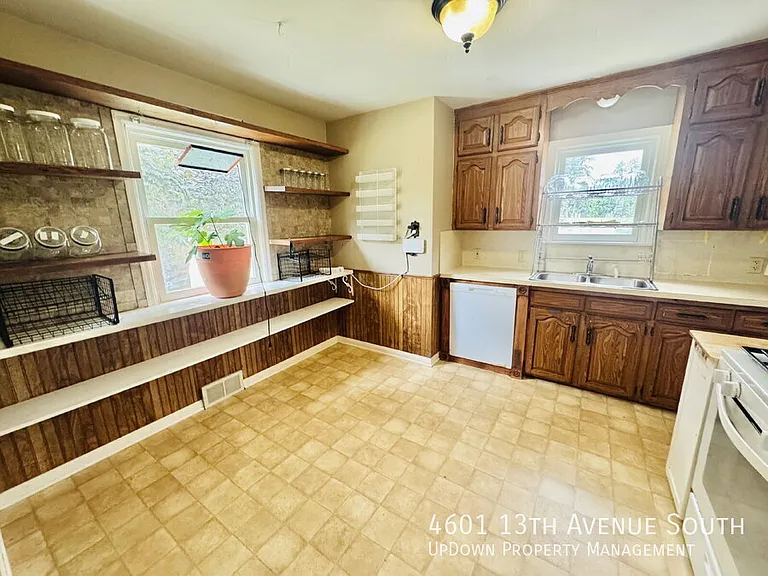 4601 13th Ave S — Photo 7