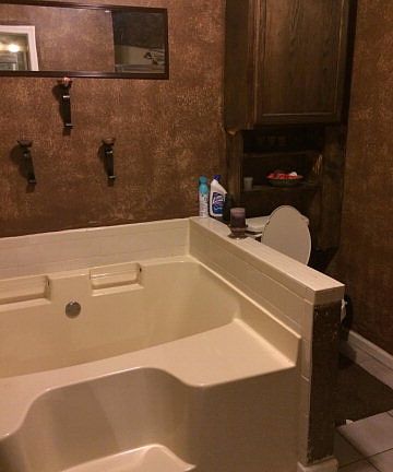 5th image of 3430 Maplewood Ct