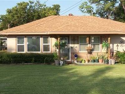 2510 Owens Ave, Groves, TX, 77619