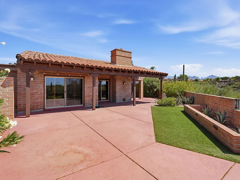 4380 N Camino De Carrillo — Photo 3