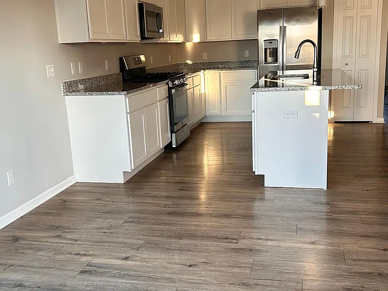 12412 Ontario Pl — Photo 9