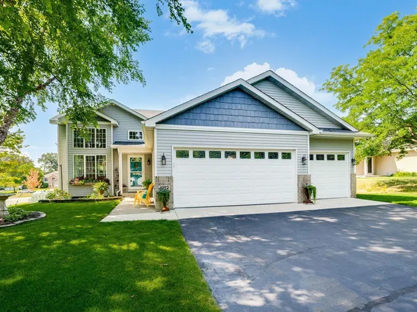 6192 Wildwood Ct, Monticello, MN 55362
