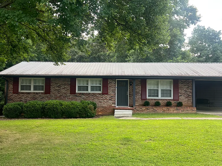 4619 Mountain View Rd — Photo 1