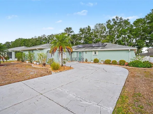 1703 New Bedford Dr, Sun City Center, FL 33573