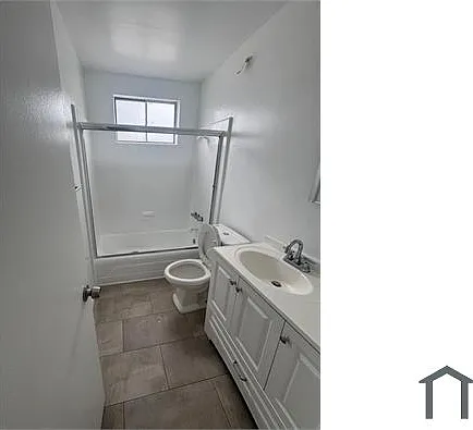 932 W 80th St #5 — Photo 10