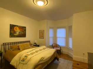 229 Summer St #2, Somerville, MA 02143