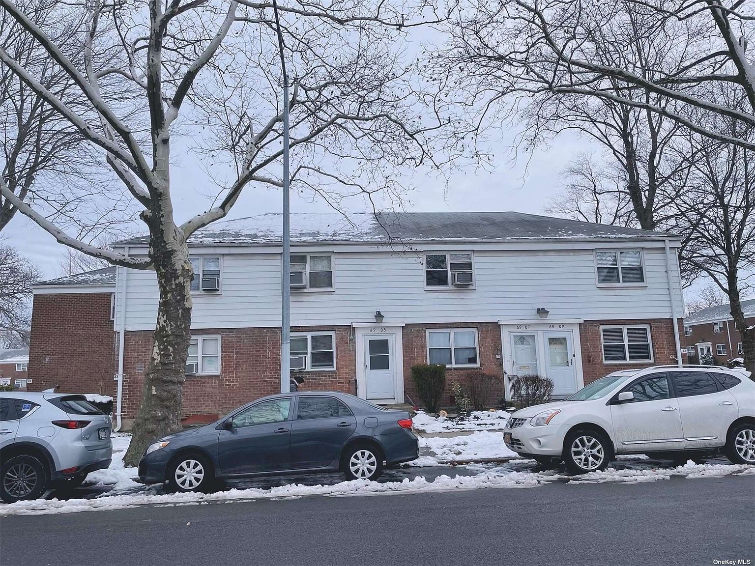 6905 218 Street 2nd Fl, Oakland Gardens, NY 11364 Zillow