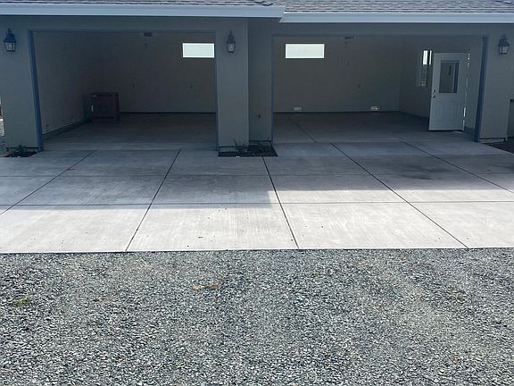 3rd image of 11701 Kerry Ln