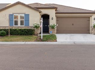 3010 Richert Ln, Clovis, CA 93619
