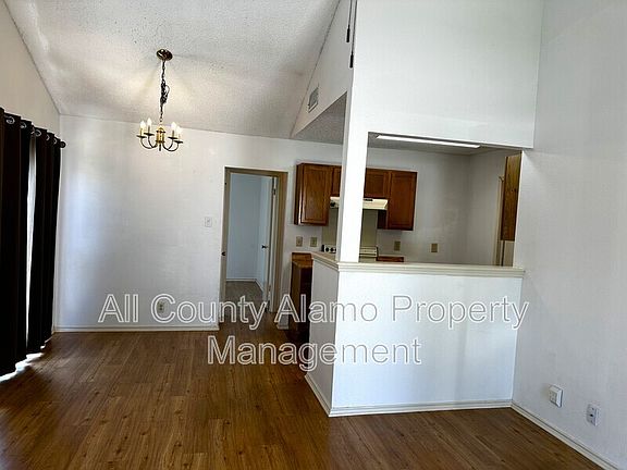 4th image of 7527 Alverstone Way
