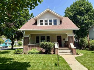7226 Hubbard Ave, Middleton, WI 53562