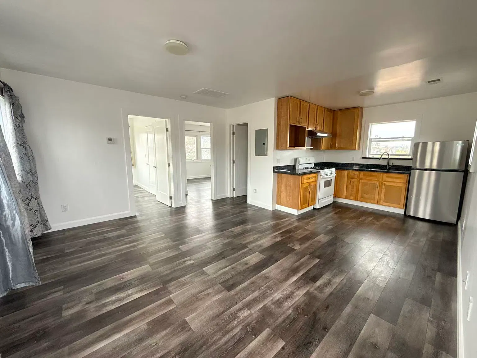 1752 21st Ave — Photo 2