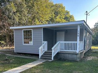 156 Fairview Dr, Madisonville, LA 70447