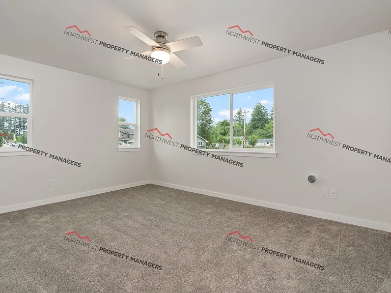 208 E Stella St #805-813 — Photo 16