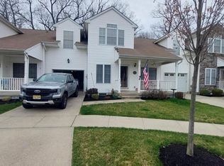 6 Charles Cir, Delanco, NJ 08075
