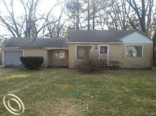 21771 Frazer Ave, Southfield, MI 48075