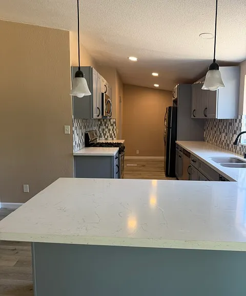 3430 E Redwood Rd — Photo 18