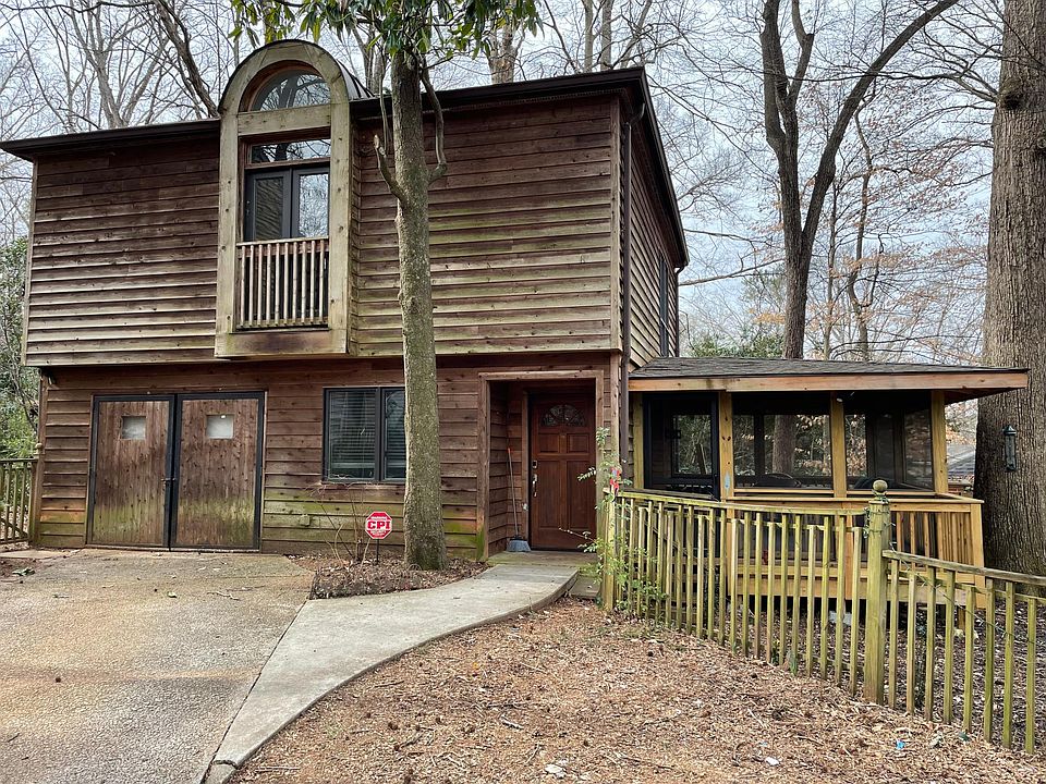Exterior with Screened Porch