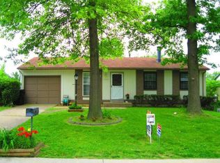 2935 Maldon Ln, Saint Charles, MO 63301