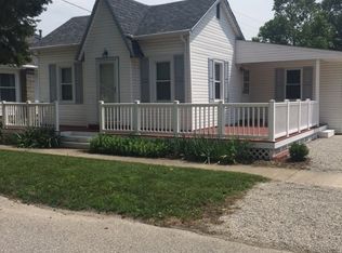 307 S Main St, Burnettsville, IN 47926