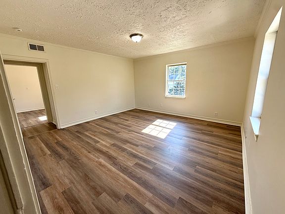 2nd image of 220 N Cherry St #2