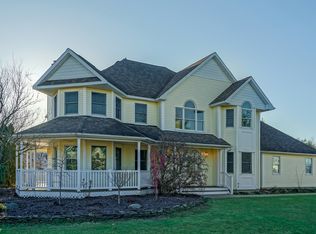 11 Megans Way, Wading River, NY 11792