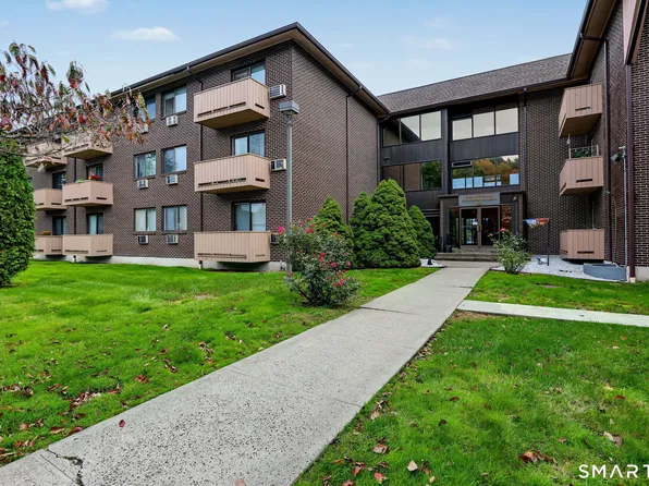 40 California Street #C11, Stratford, CT 06615