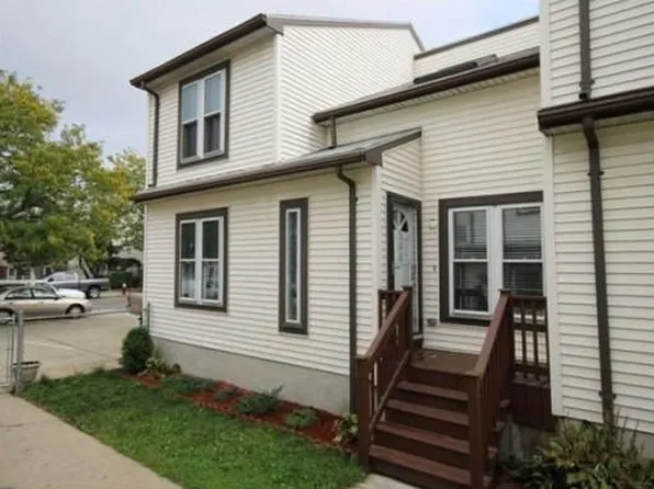 588 Bennington St, East Boston, MA 02128