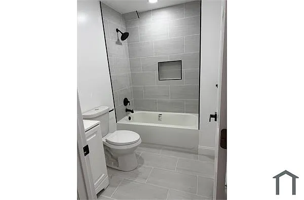 Building Photo - 36 S Redfield St #B