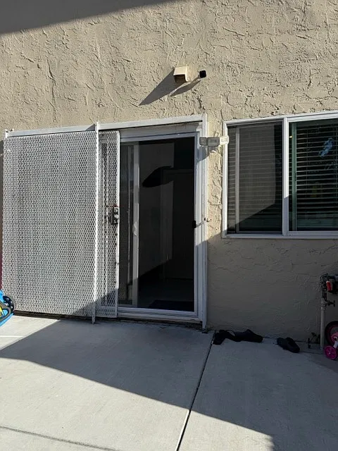3 bed, 1176 sqft, $3,850 — Photo 2