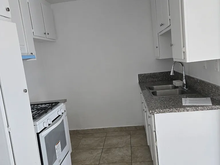 15411 Chase St #4 — Photo 6
