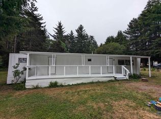 100 Dell Ln, Crescent City, CA 95531