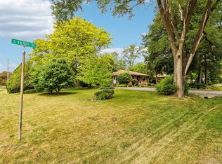 1561 S 169th St #1575, New Berlin, WI 53151