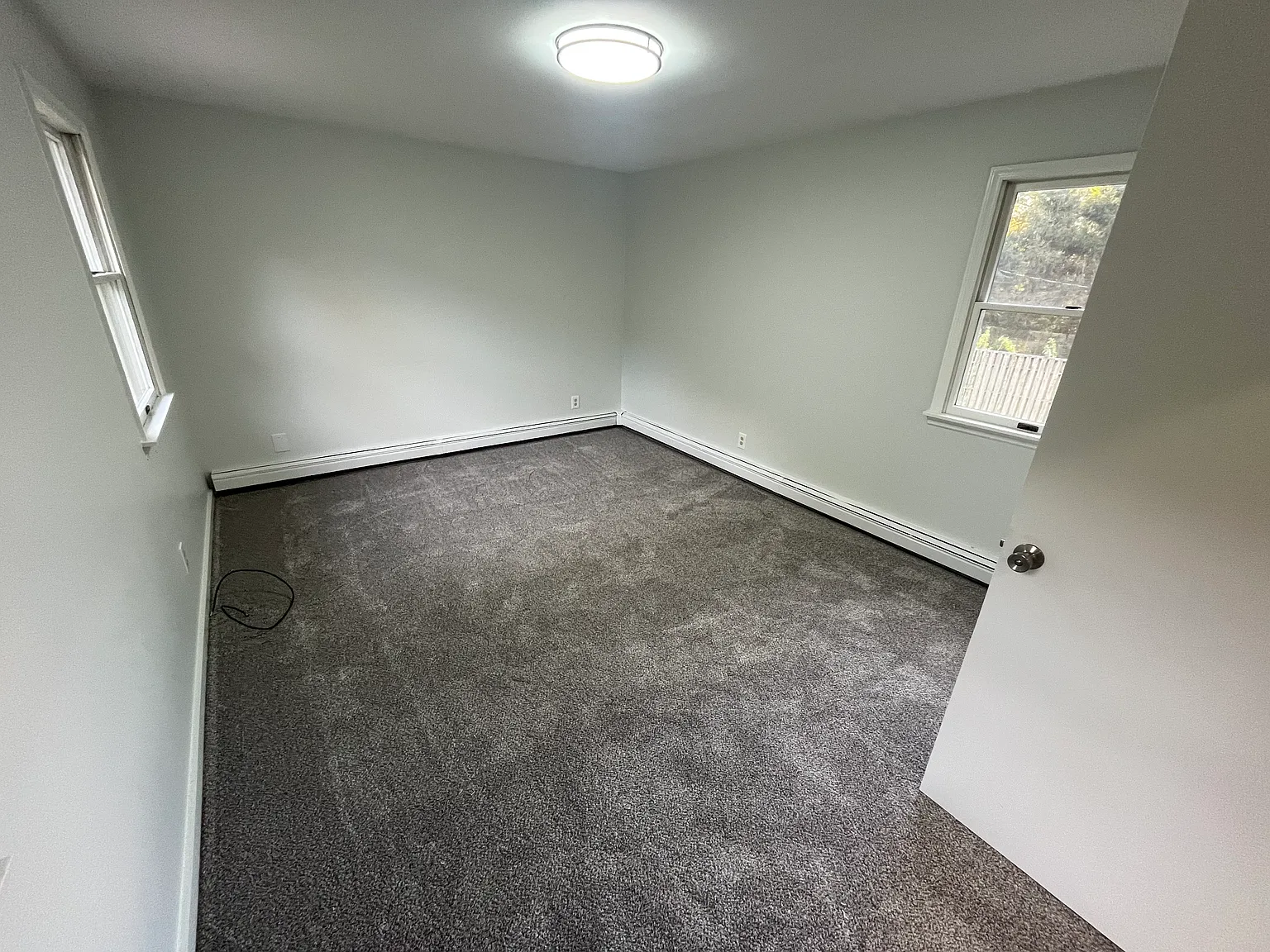 2 bed, 1000 sqft, $3,000 — Photo 4