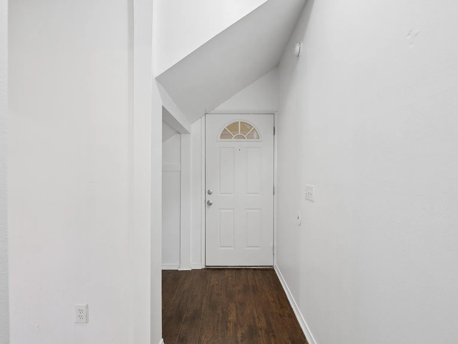 3416 Walton Ave — Photo 2