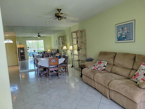 4th image of 2300 NE 1st Lane #309