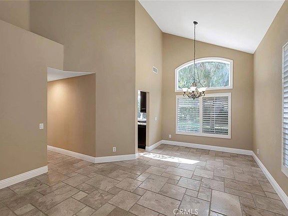 5th image of 27570 Wellsley Way