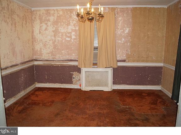 5th image of 524 Essex Ave