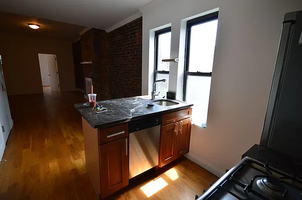 Rented by Universal Realty Group | media 13