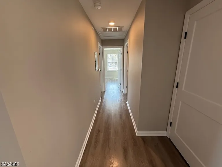 237 Main St — Photo 6