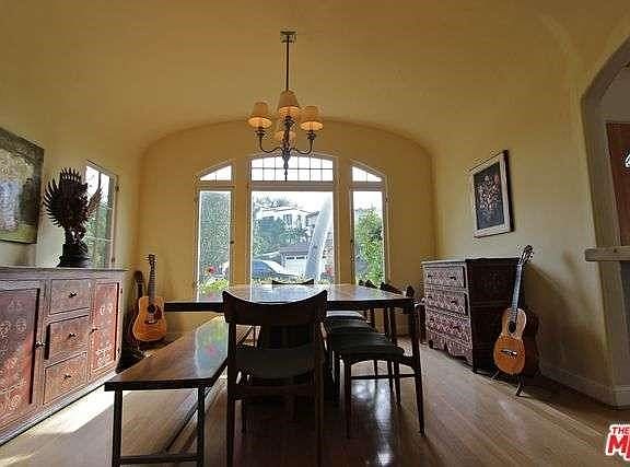 4th image of 10533 Troon Ave