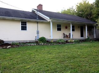 4862 Hayes Rd, Ravenna, OH 44266