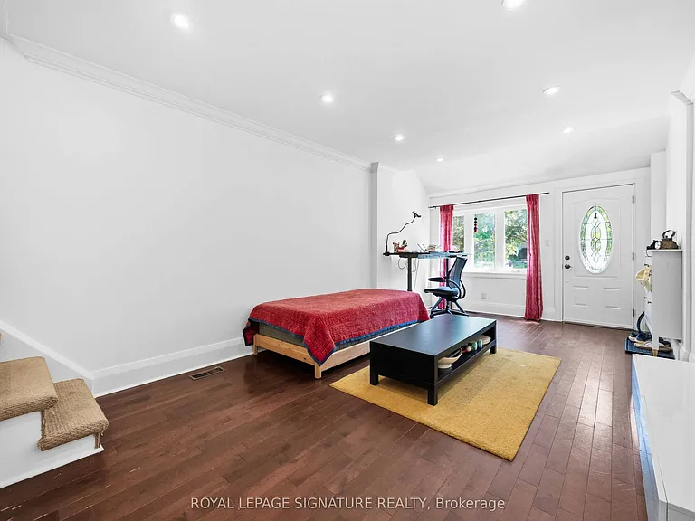 150 Elmer Ave — Photo 6