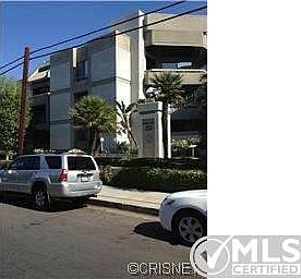 1st image of 5330 Yarmouth Ave Unit 314